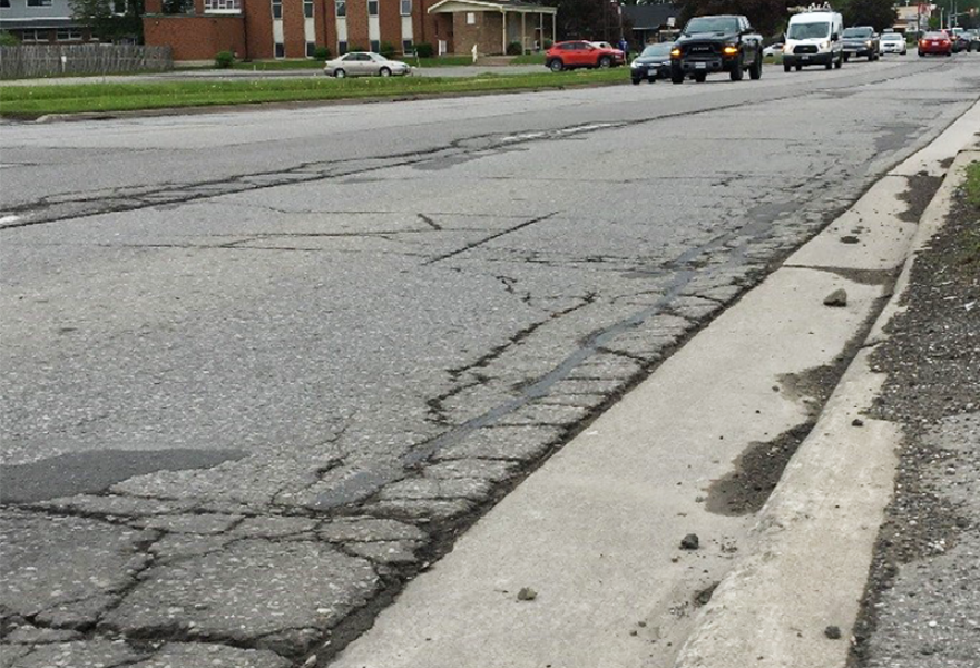 McLeod Road, Niagara Falls, Ontario